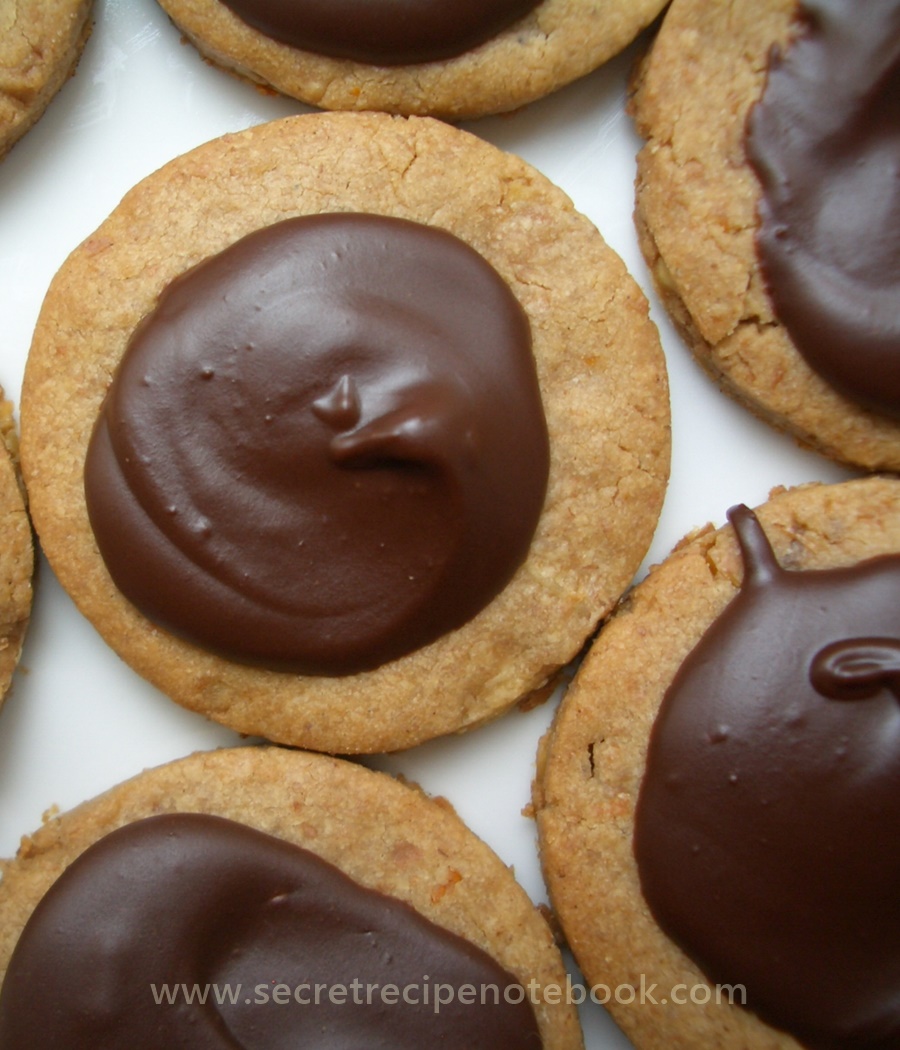 choco glazed chestnut cookies topping